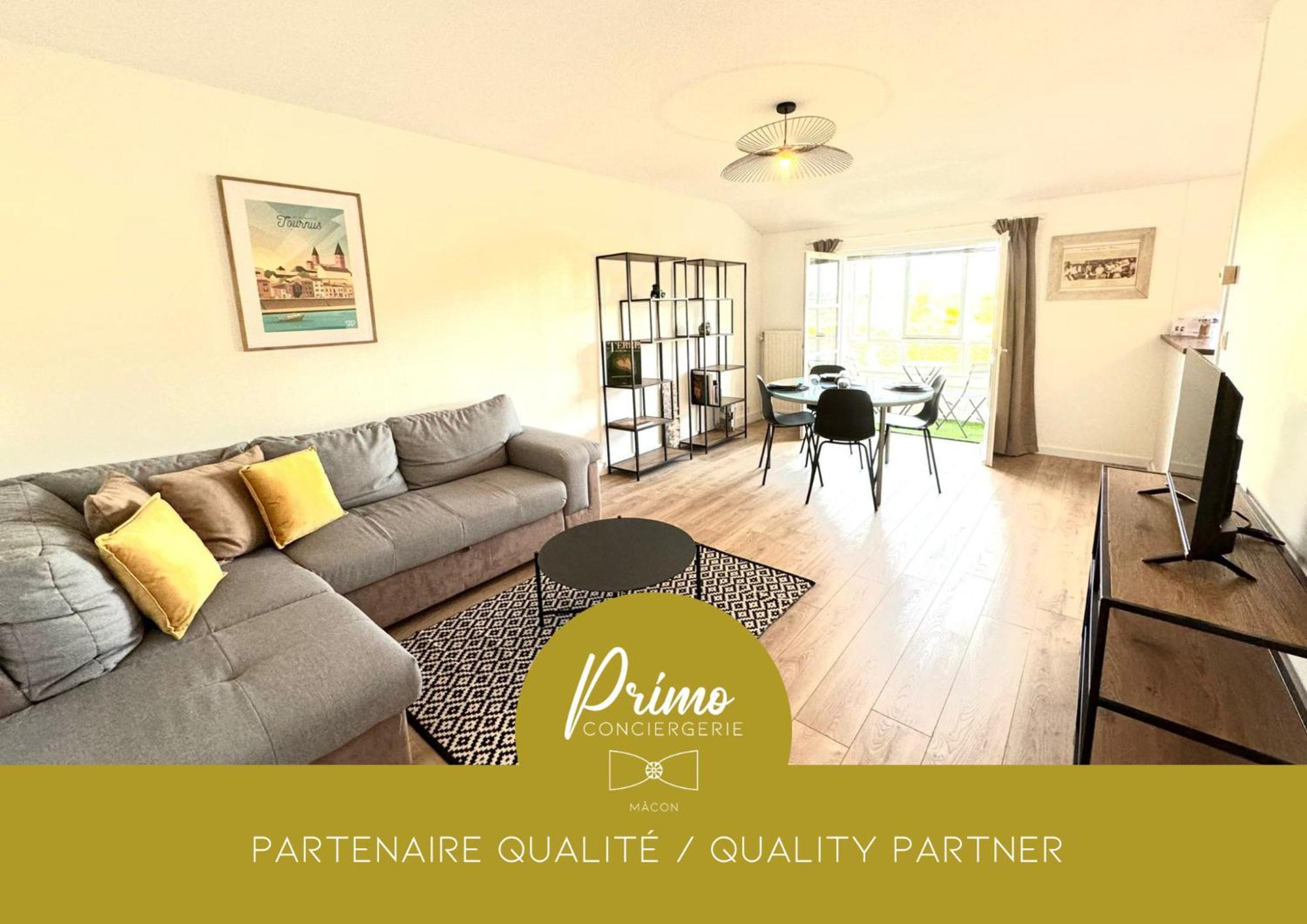 Appartement Quai Saone - By Primo C0Nciergerie Tournus Exterior photo